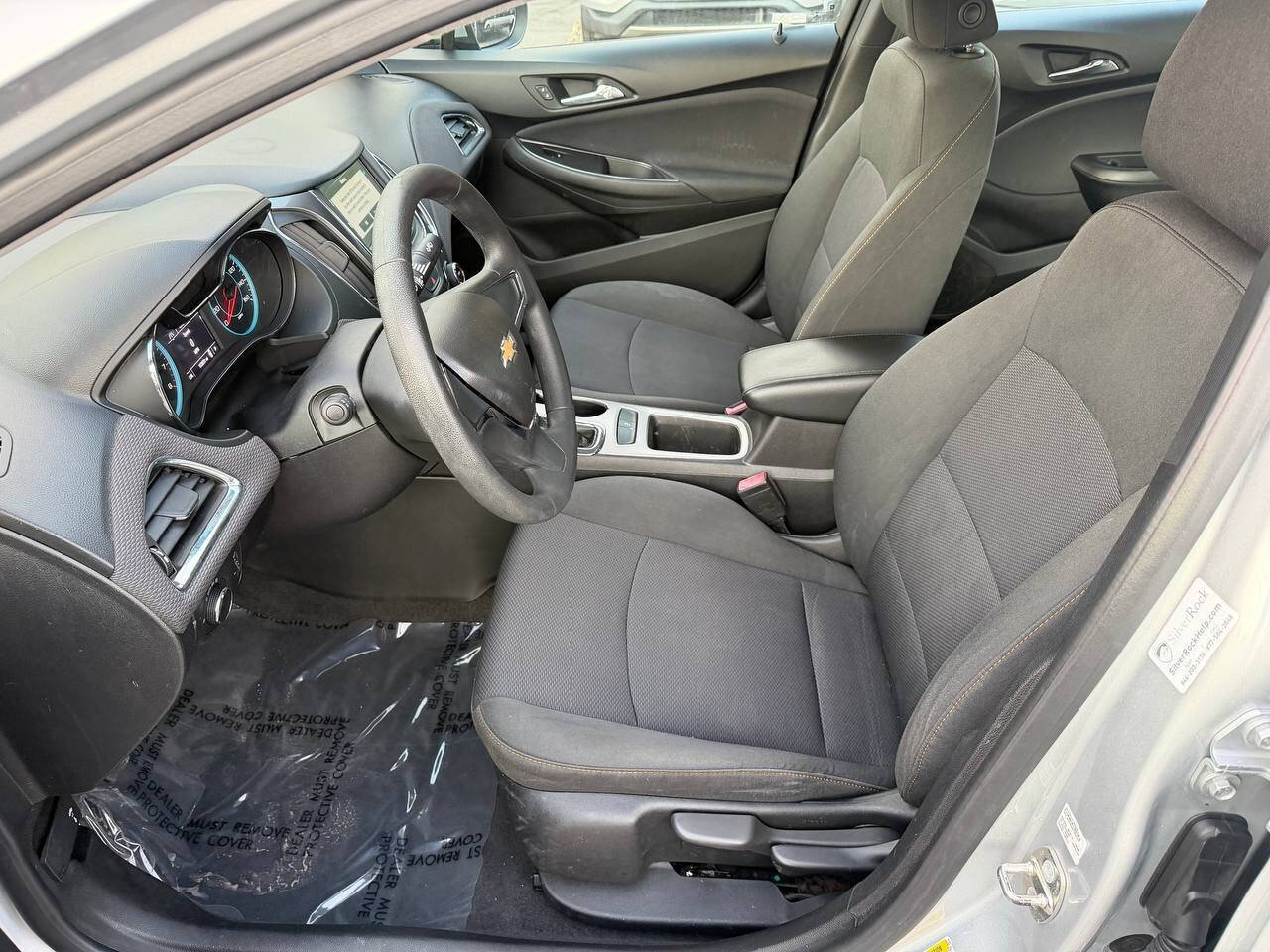 Used 2018 Chevrolet Cruze LS FWD image 11
