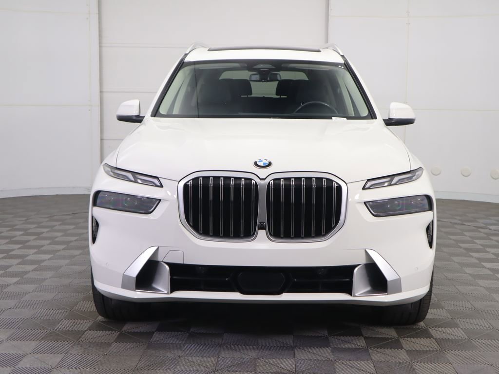 Used 2023 BMW X7 xDrive40i w/ Premium Package image 2