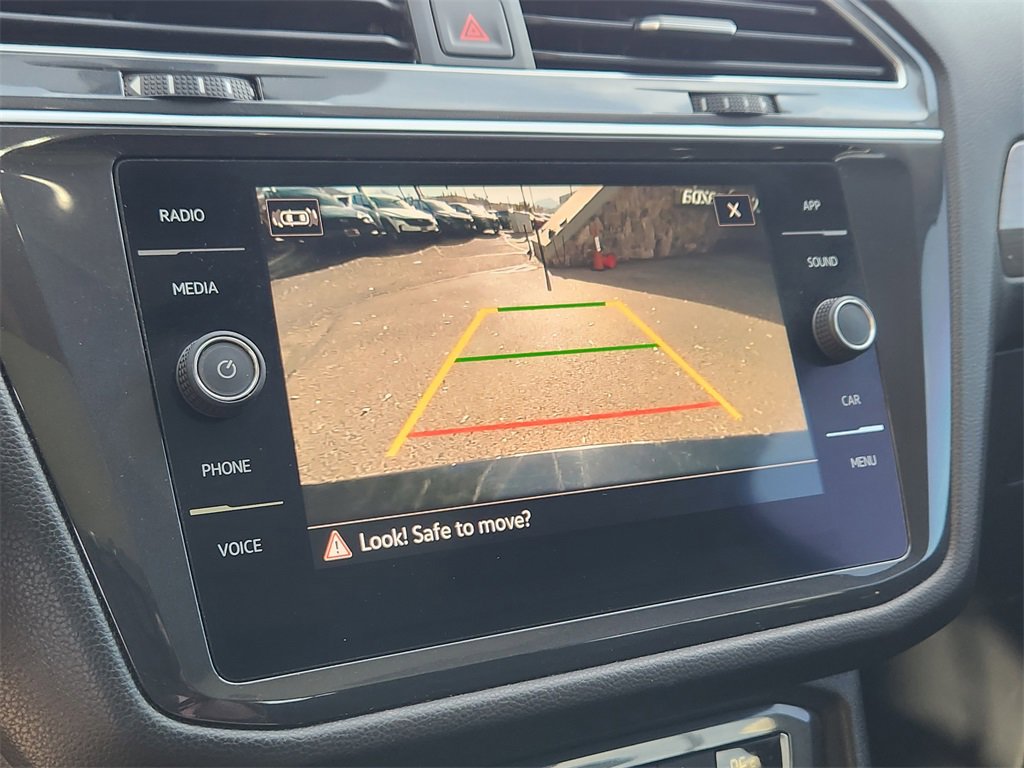 Used 2021 Volkswagen Tiguan image 20