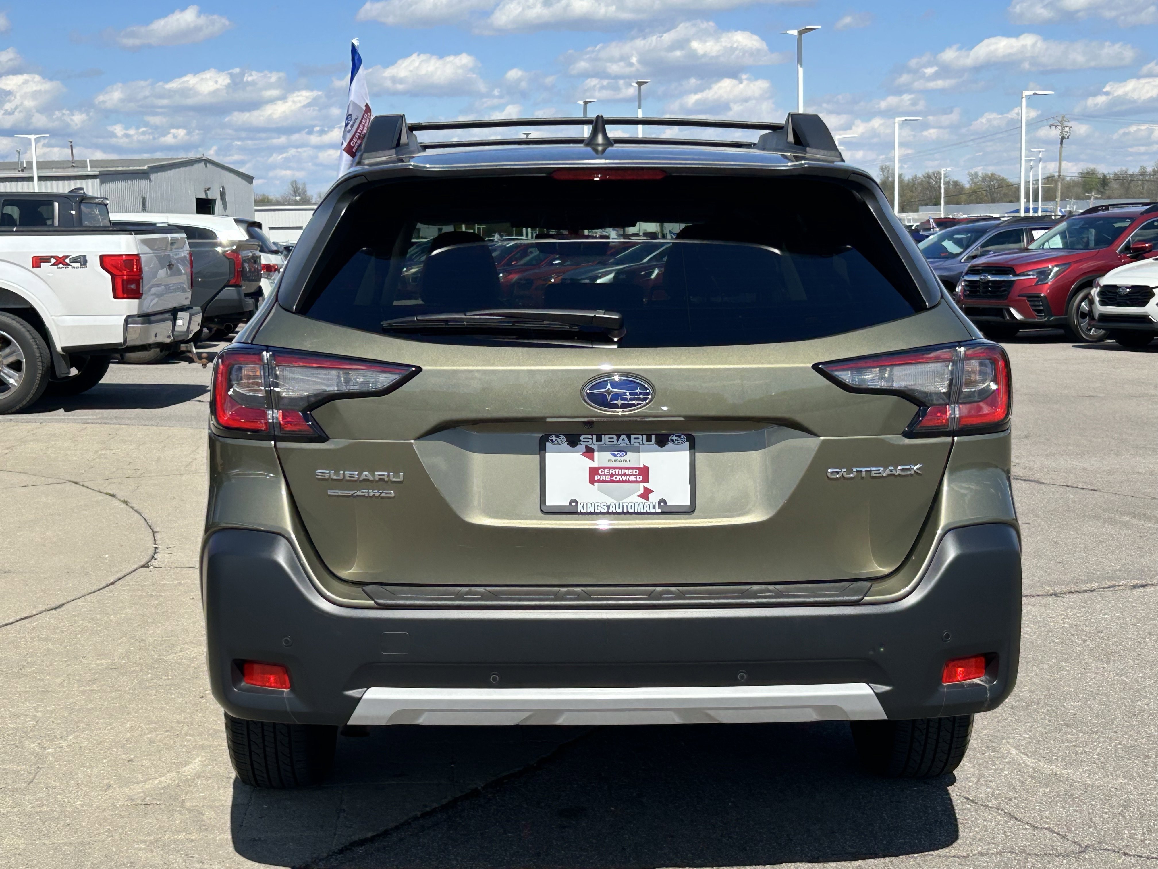 Used 2023 Subaru Outback Limited image 6