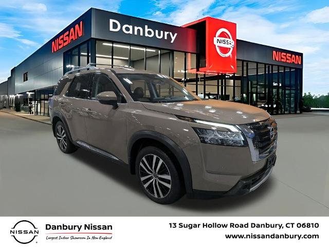 Certified 2023 Nissan Pathfinder Platinum AWD/4WD image 1