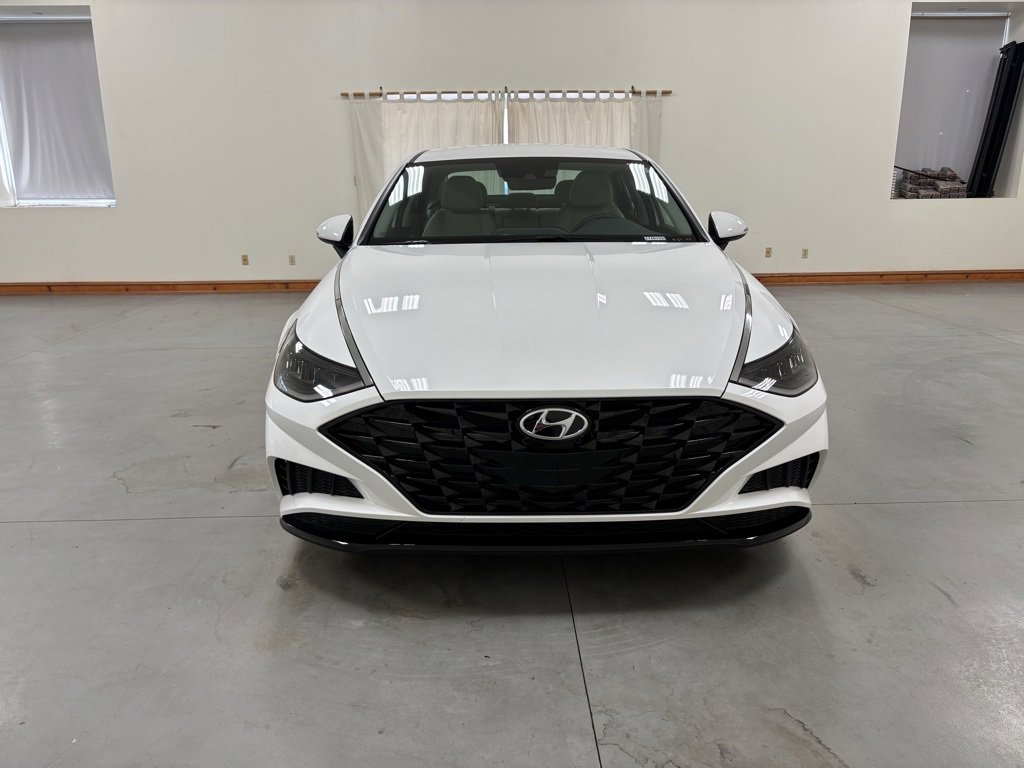 Used 2023 Hyundai Sonata SEL w/ Preferred Accessory Package image 3