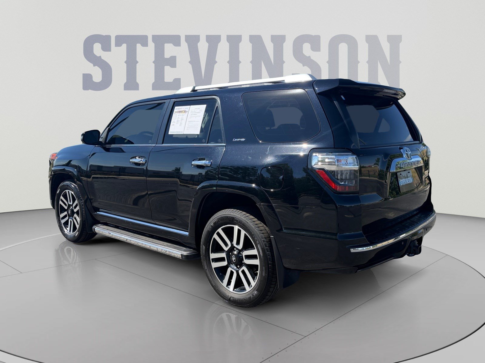 Used 2019 Toyota 4Runner Limited w/ Four Season Floor Mat Package AWD/4WD image 3