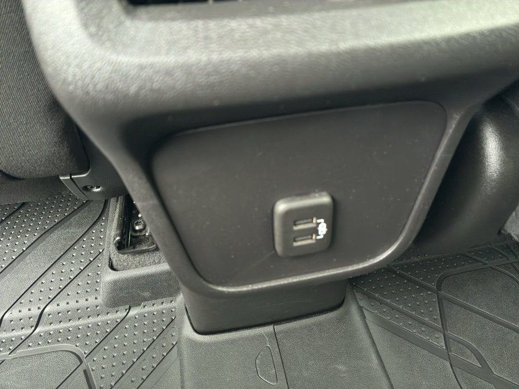 Used 2024 Chevrolet Equinox LS w/ LS Convenience Package FWD image 35