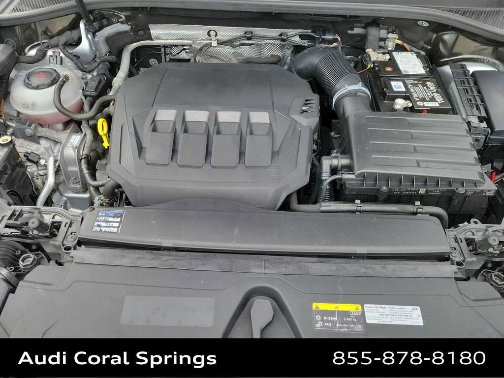 Certified 2020 Audi Q3 2.0T Premium Plus w/ Premium Plus Package AWD/4WD image 17