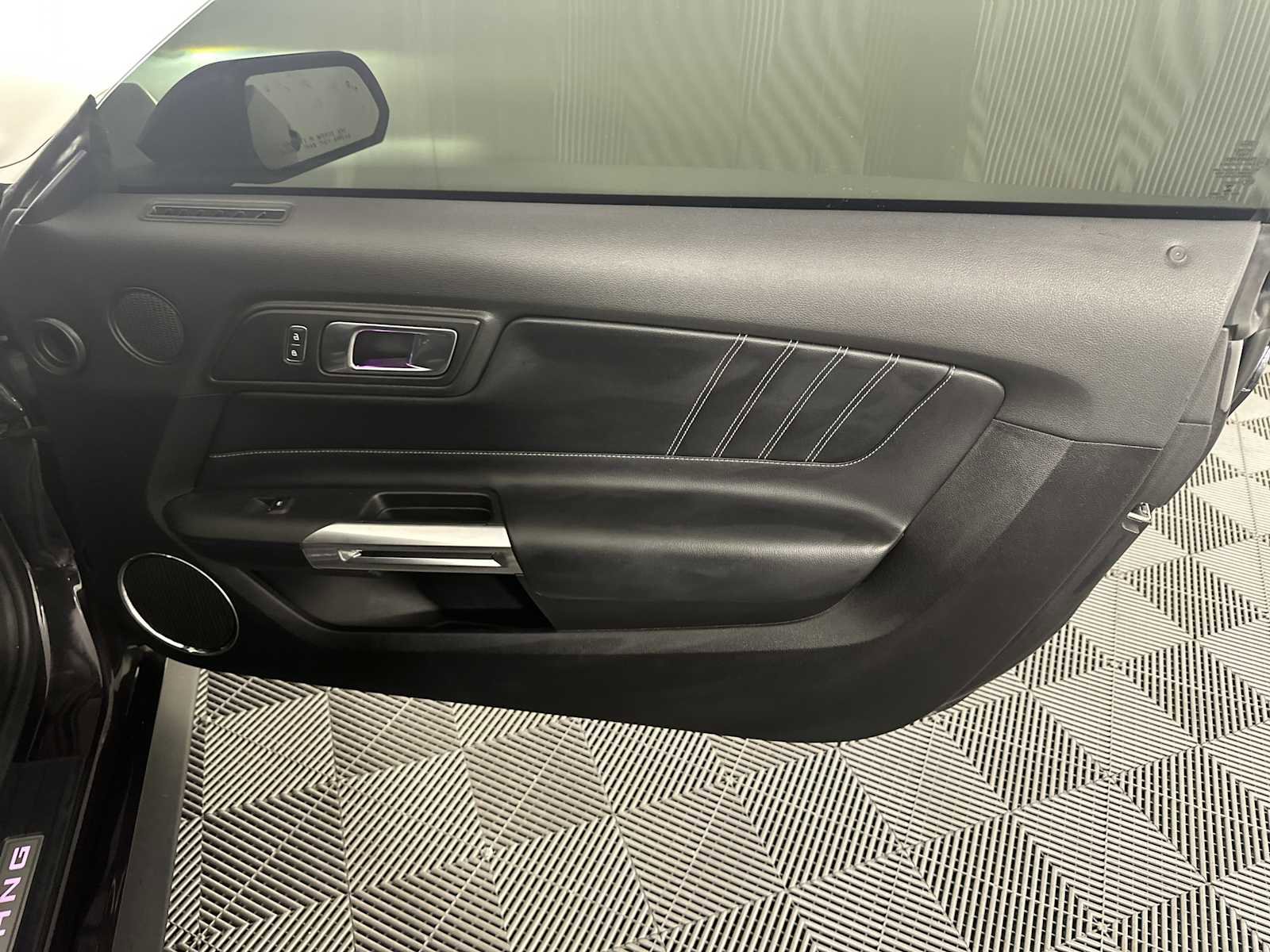 Used 2022 Ford Mustang GT Premium image 12