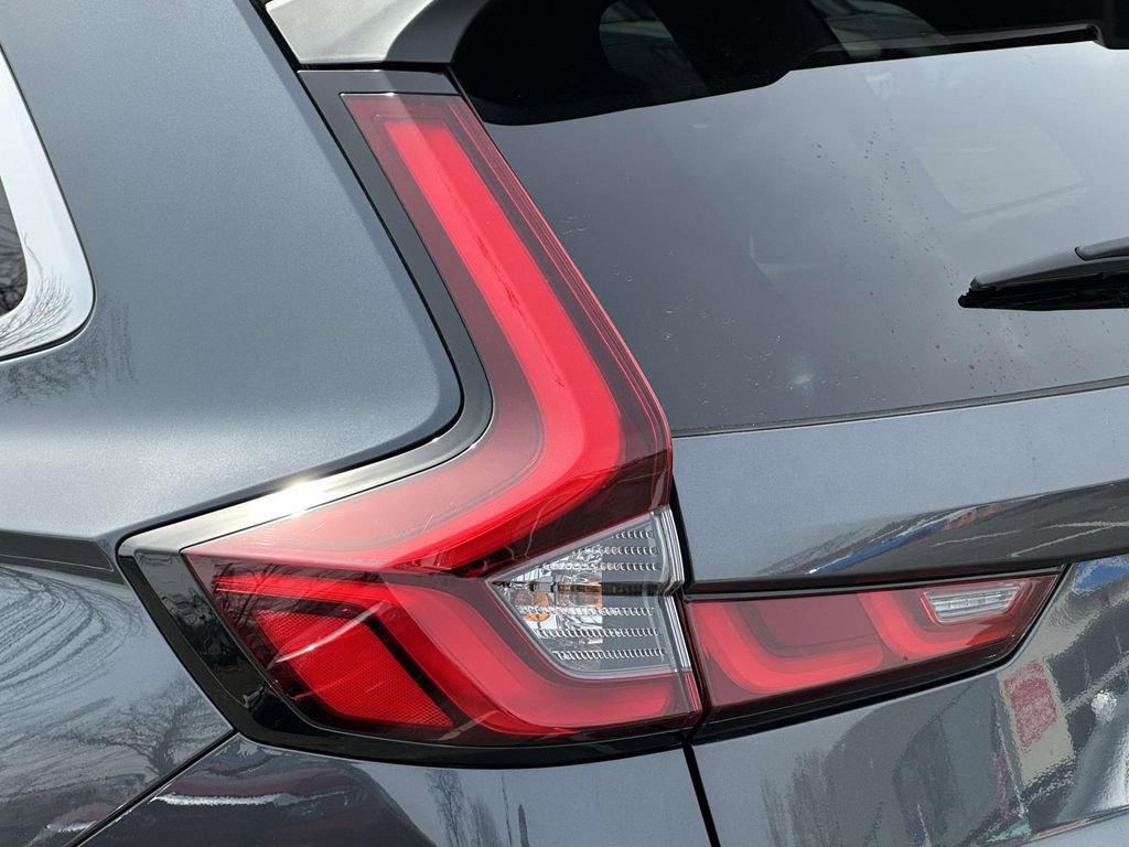 Used 2025 Honda CR-V LX image 9