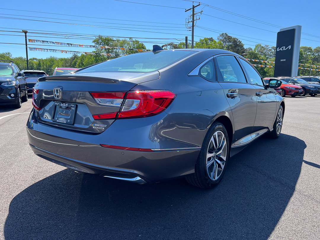 Used 2018 Honda Accord Touring image 6