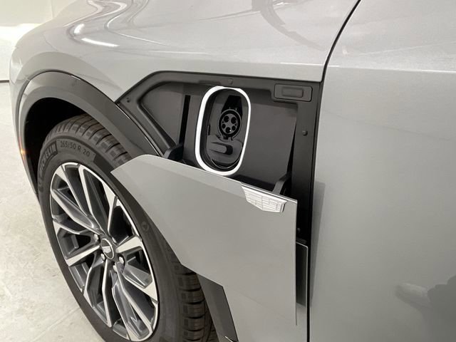 New 2026 Cadillac Lyriq Premium Sport w/ LPO, Floor Liner Package image 28