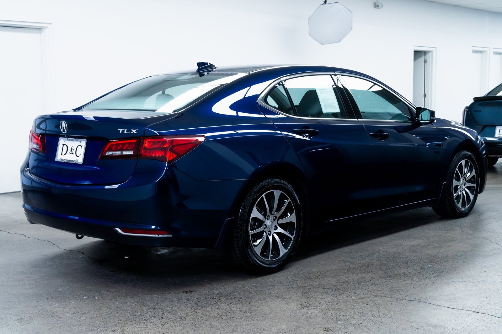 Used 2016 Acura TLX image 6