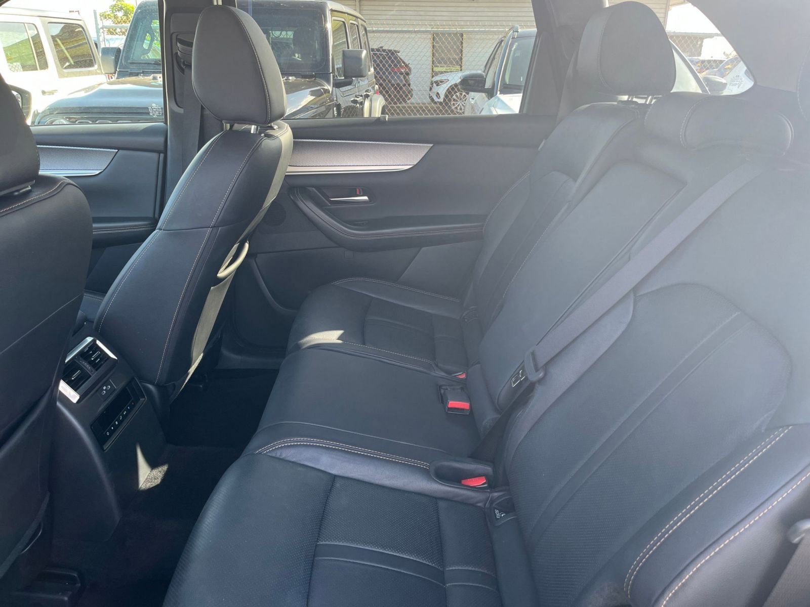 Used 2025 MAZDA CX-70 3.3 Turbo w/ Preferred Package image 25