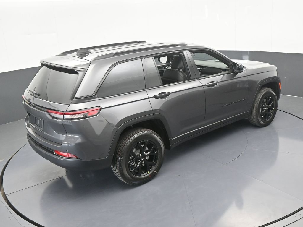 New 2025 Jeep Grand Cherokee Altitude image 43
