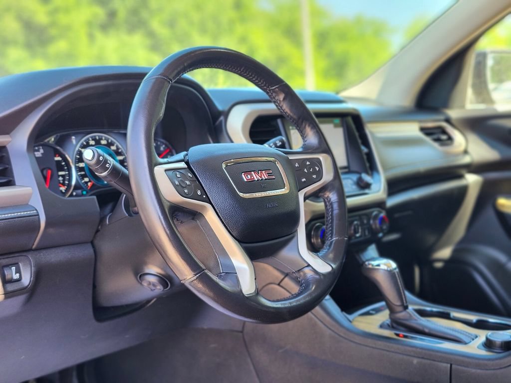 Used 2019 GMC Acadia Denali w/ Technology Package AWD/4WD image 21