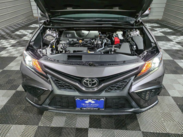 Used 2021 Toyota Camry SE w/ Carpet Mat Package (TMS) image 34