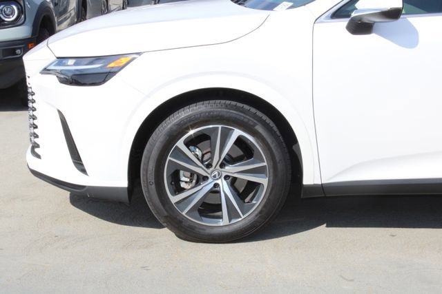 Certified 2023 Lexus RX 350 FWD w/ Cold Area Package image 4