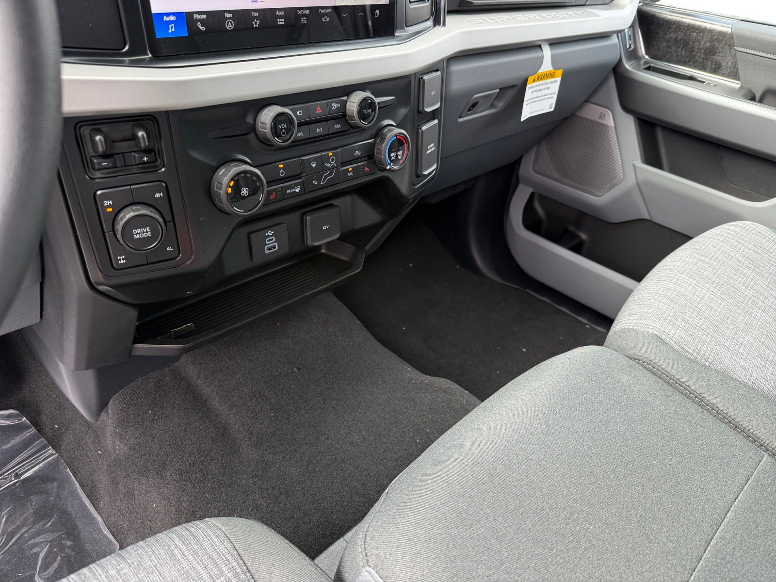 New 2026 Ford F250 XLT image 13