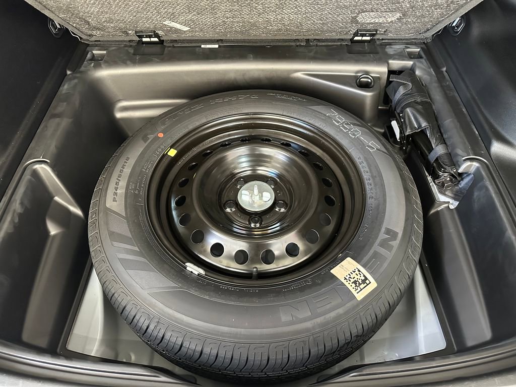 Certified 2023 Jeep Grand Cherokee Limited w/ Trailer Tow Prep Group (B) image 44