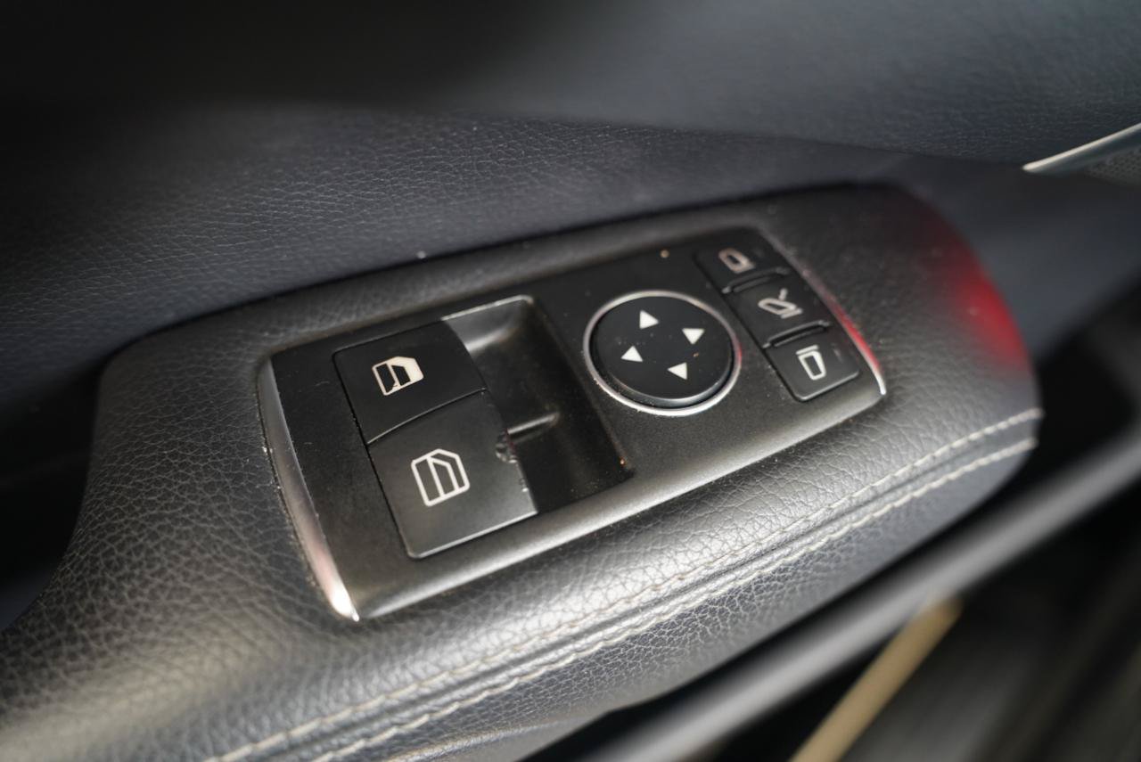 Used 2017 Mercedes-Benz SL 450 image 29