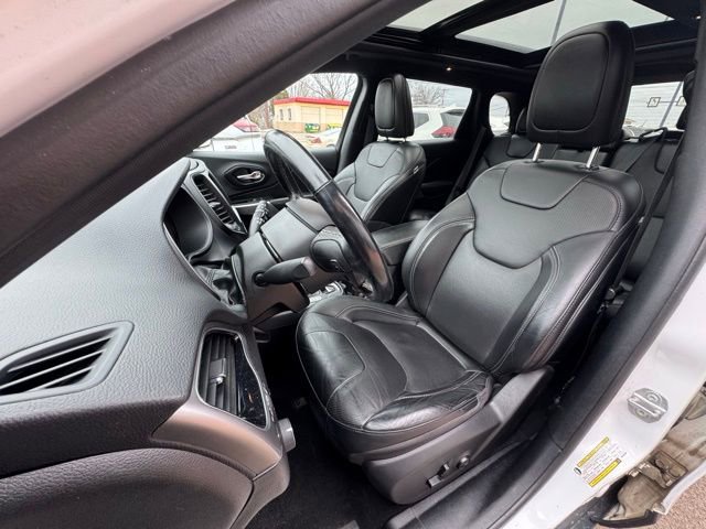 Used 2021 Jeep Cherokee Latitude image 9