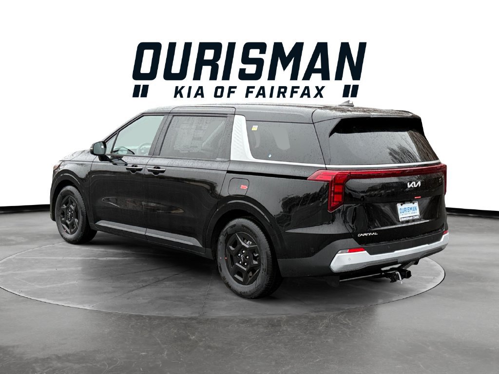 New 2026 Kia Carnival FWD image 4
