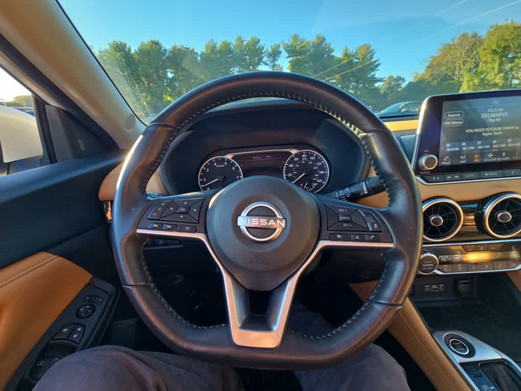 Used 2025 Nissan Sentra SV w/ SV Premium Package FWD image 14