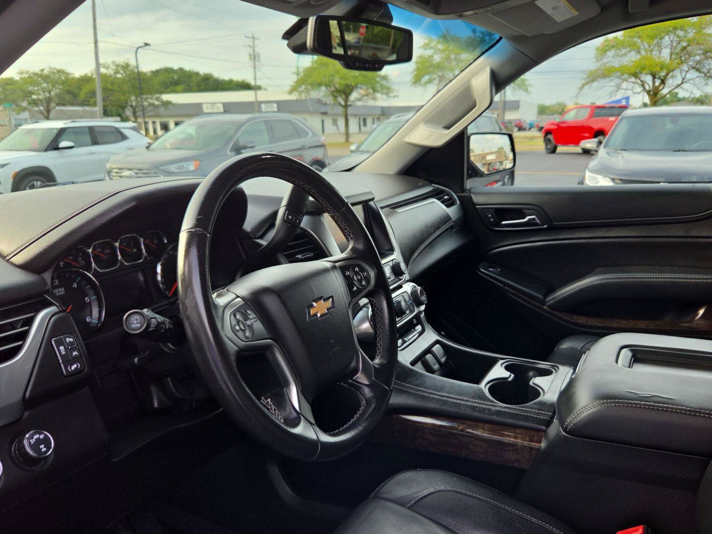 Used 2018 Chevrolet Tahoe LT AWD/4WD image 9