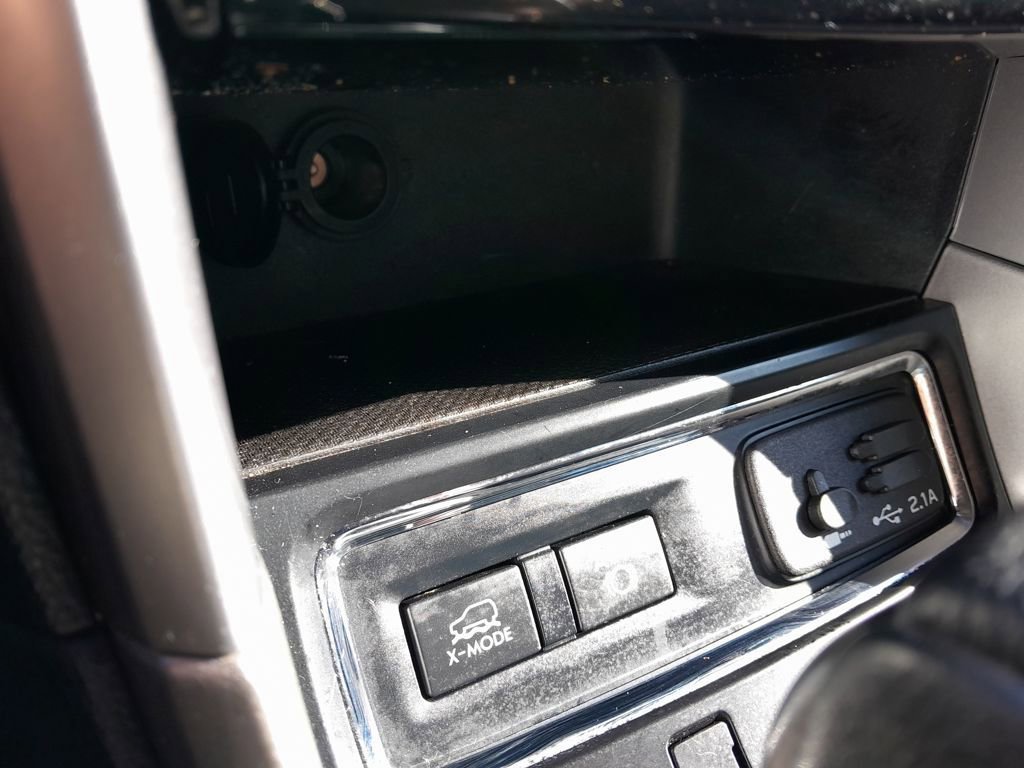 Used 2022 Subaru Ascent Limited image 25