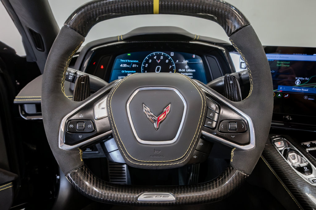 Used 2023 Chevrolet Corvette Z06 w/ Stealth Interior Trim Package RWD image 20