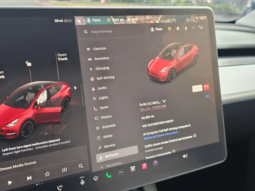 Used 2022 Tesla Model Y Performance AWD/4WD image 39