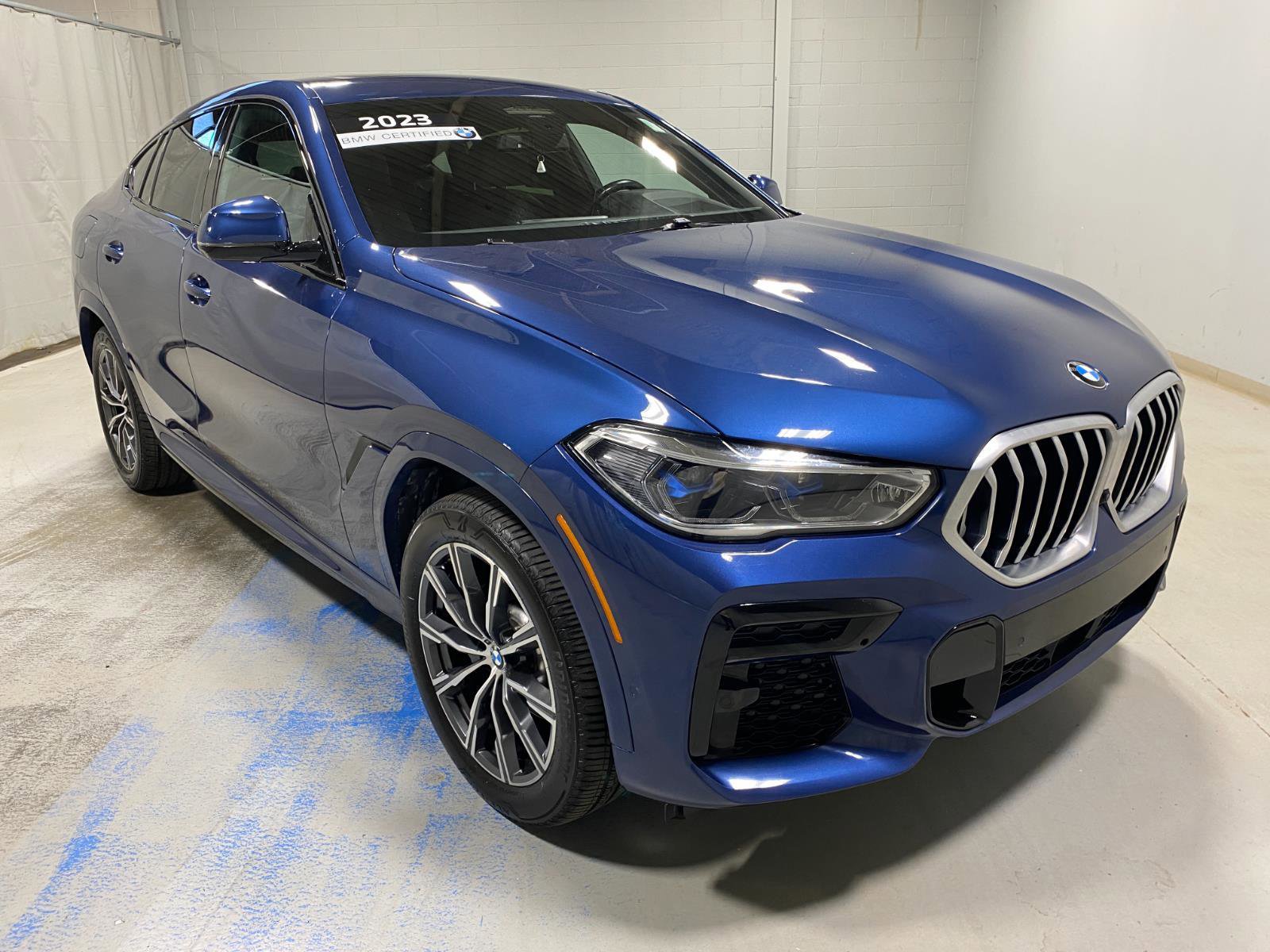 Certified 2023 BMW X6 xDrive40i w/ Executive Package image 5