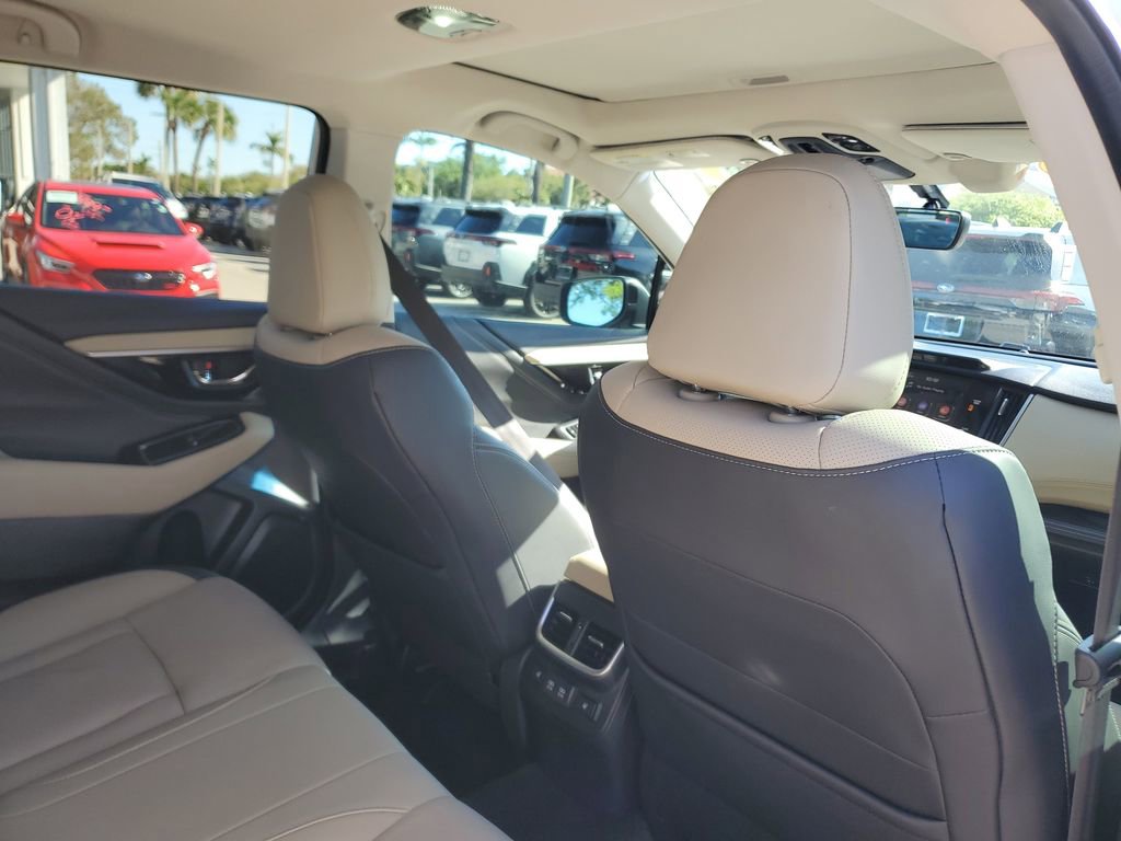 Used 2022 Subaru Outback Limited image 24