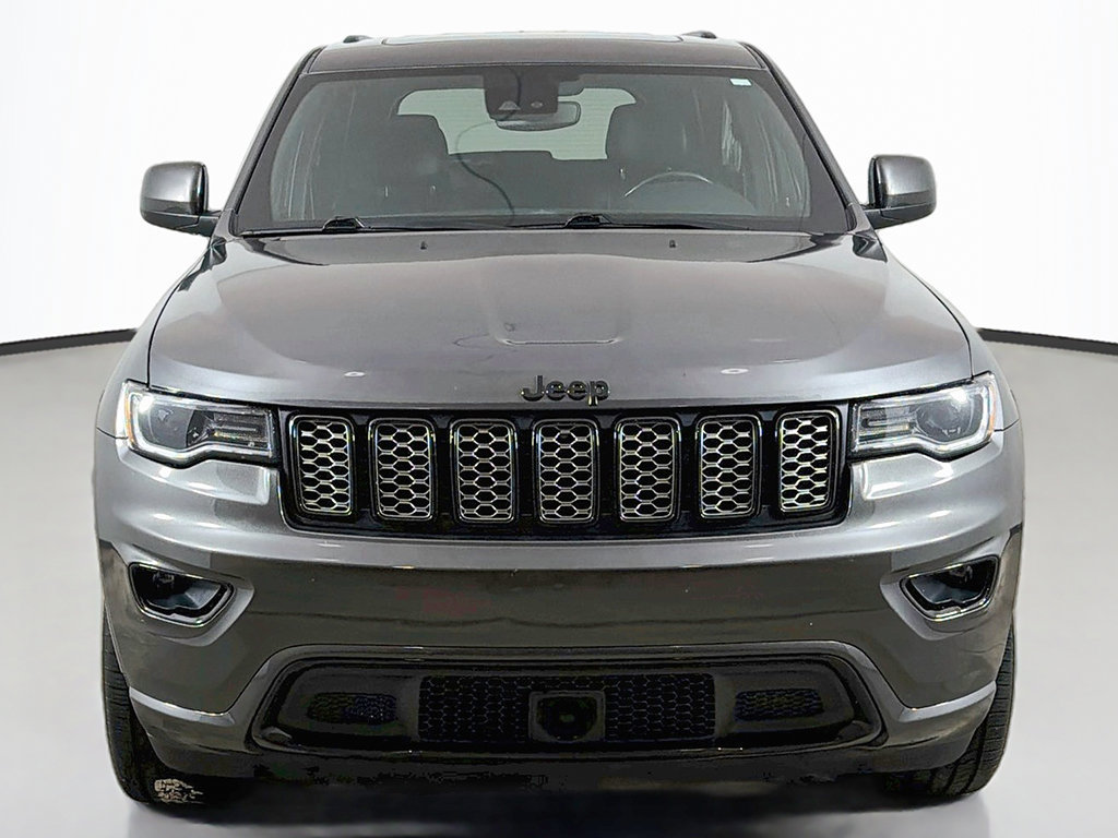 Used 2021 Jeep Grand Cherokee Laredo X AWD/4WD image 14