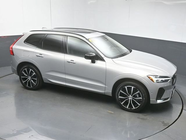 Used 2023 Volvo XC60 B5 Plus w/ Climate Package image 41