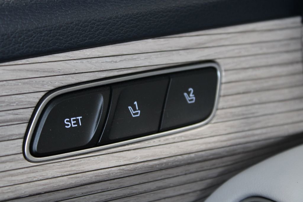 Used 2021 Hyundai Palisade SEL w/ Premium Package FWD image 42