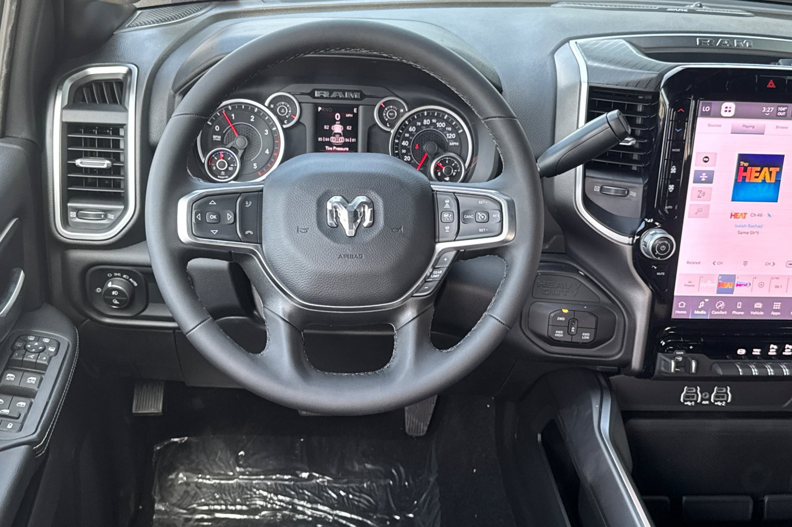 New 2026 RAM 3500 Big Horn AWD/4WD image 13