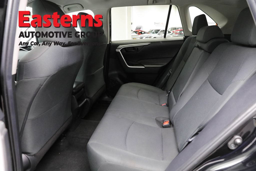 Used 2020 Toyota RAV4 LE w/ All Weather Liner Package AWD/4WD image 20