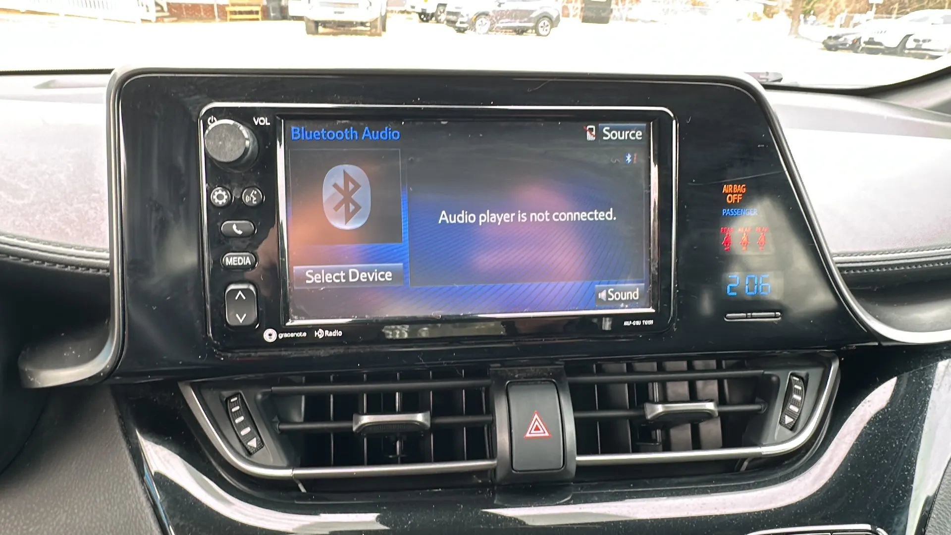 Used 2018 Toyota C-HR image 32