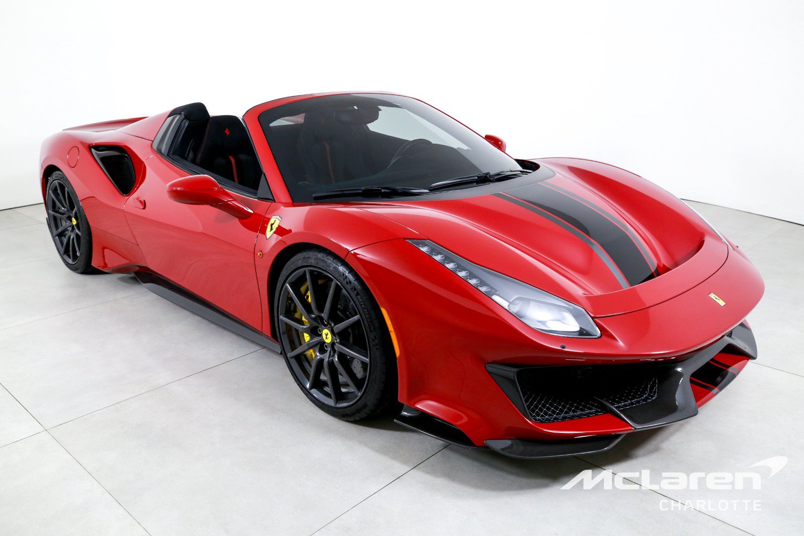 Used 2020 Ferrari 488 Pista Spider RWD image 4