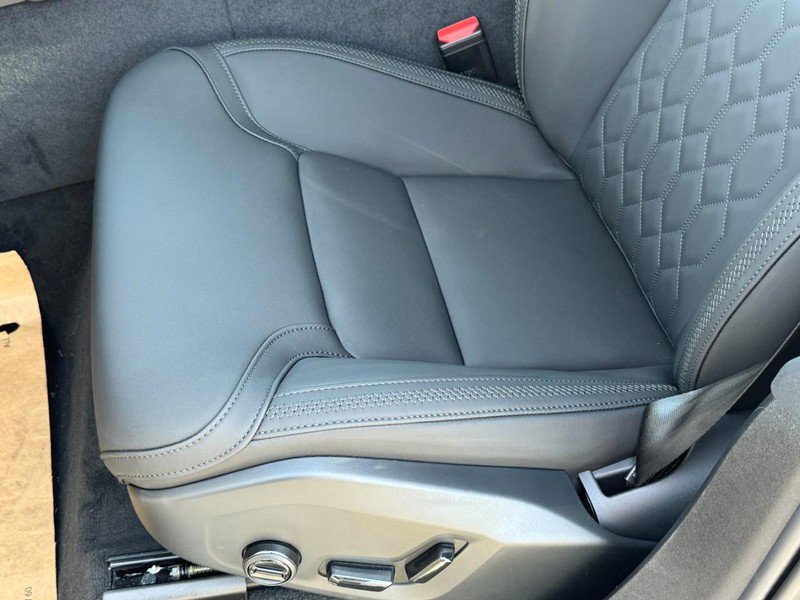 New 2026 Volvo XC90 B5 Plus w/ Protection Package image 16