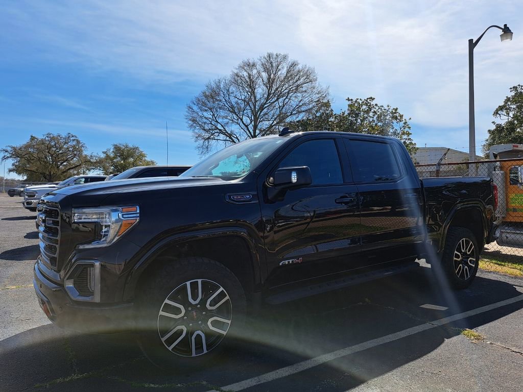 Used 2022 GMC Sierra 1500 AT4 w/ AT4 Premium Package image 1