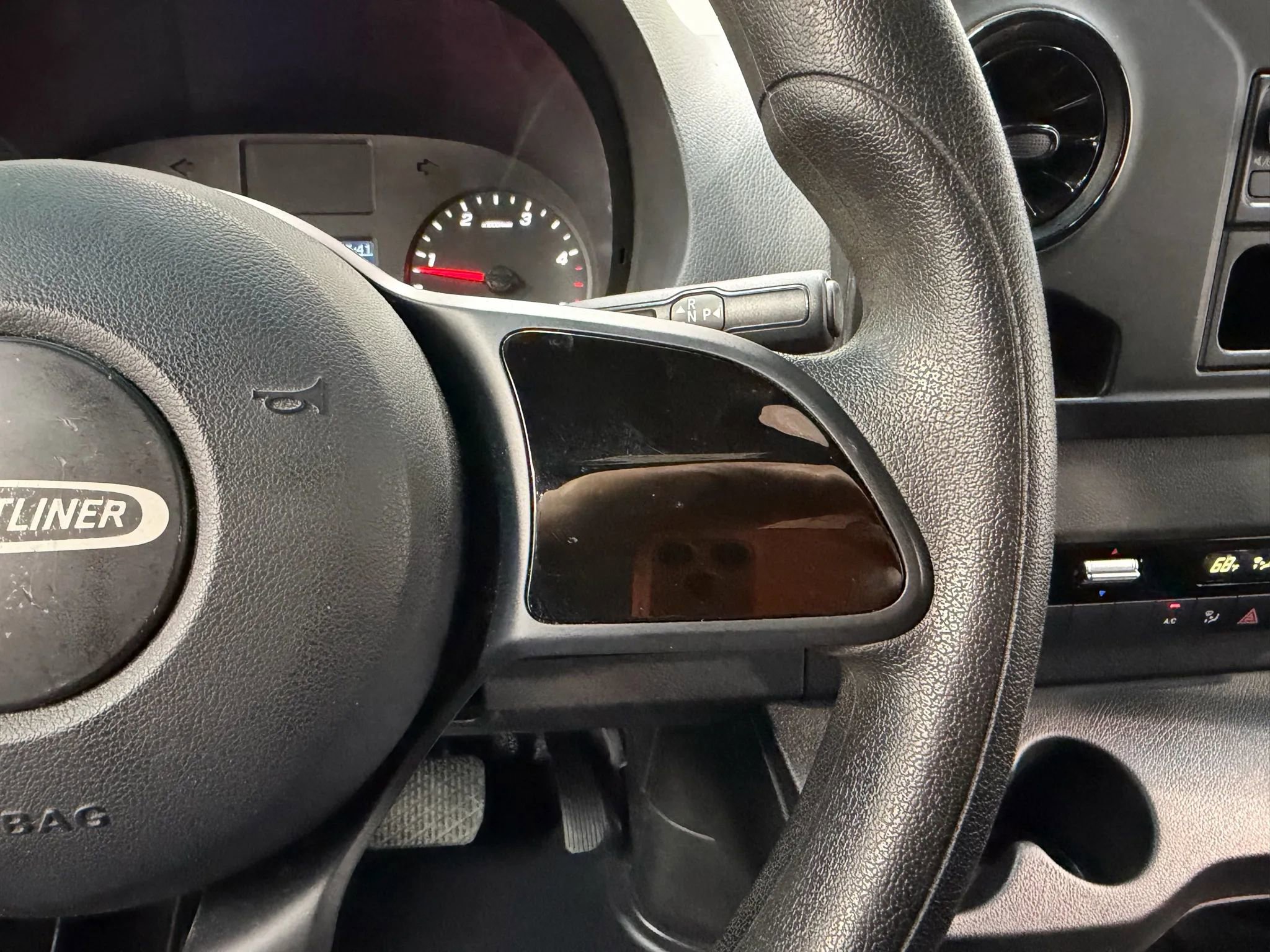 Used 2021 Freightliner Sprinter 2500 image 27