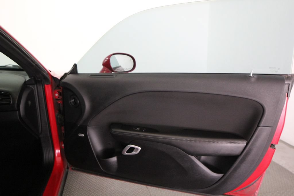 Used 2016 Dodge Challenger R/T w/ Driver Convenience Group RWD image 45