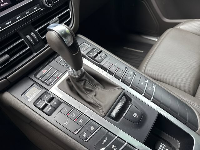 Used 2020 Porsche Macan S AWD/4WD image 26