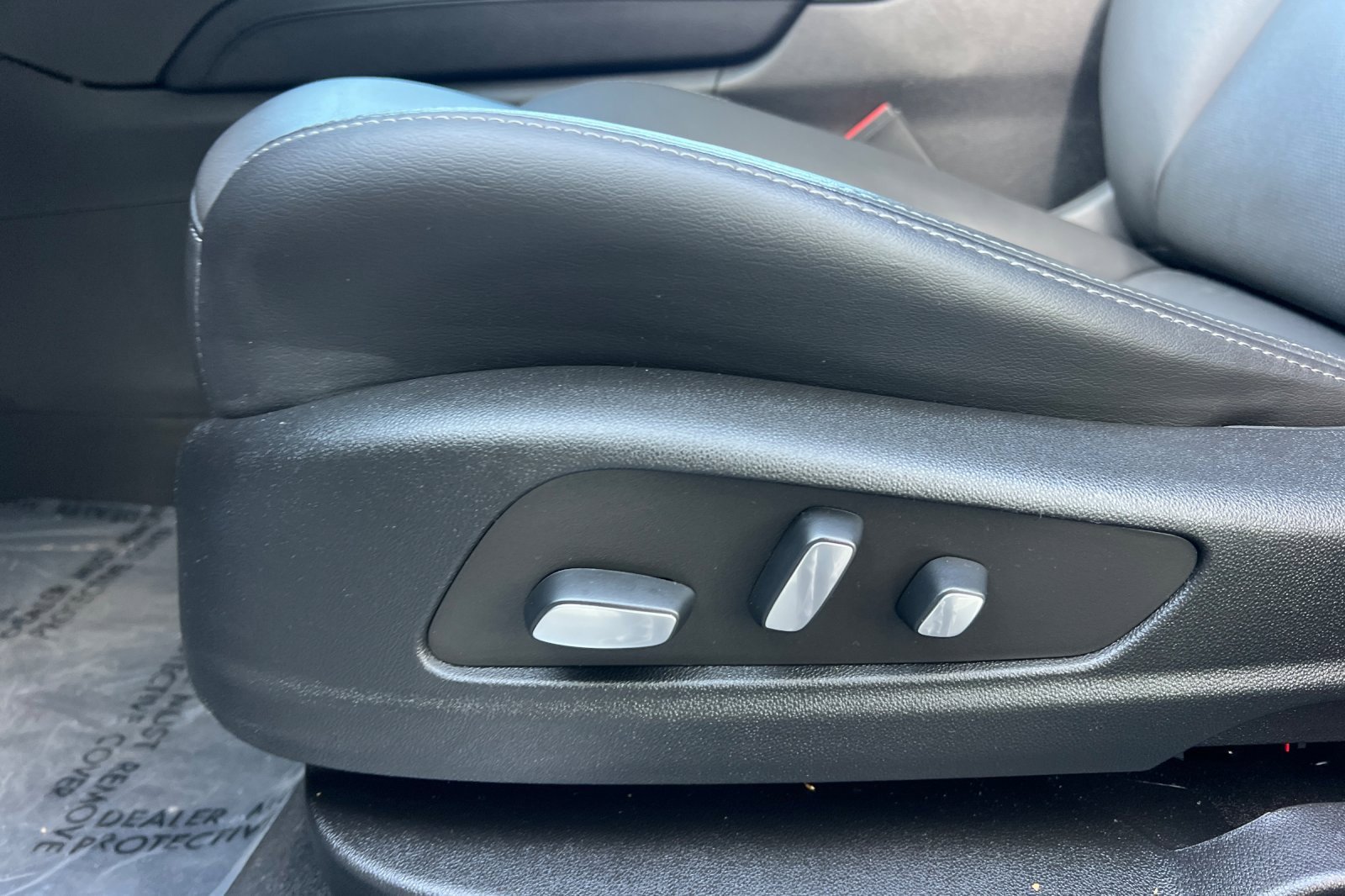 Used 2022 Cadillac XT5 Sportv w/ LPO, ONYX Package image 13