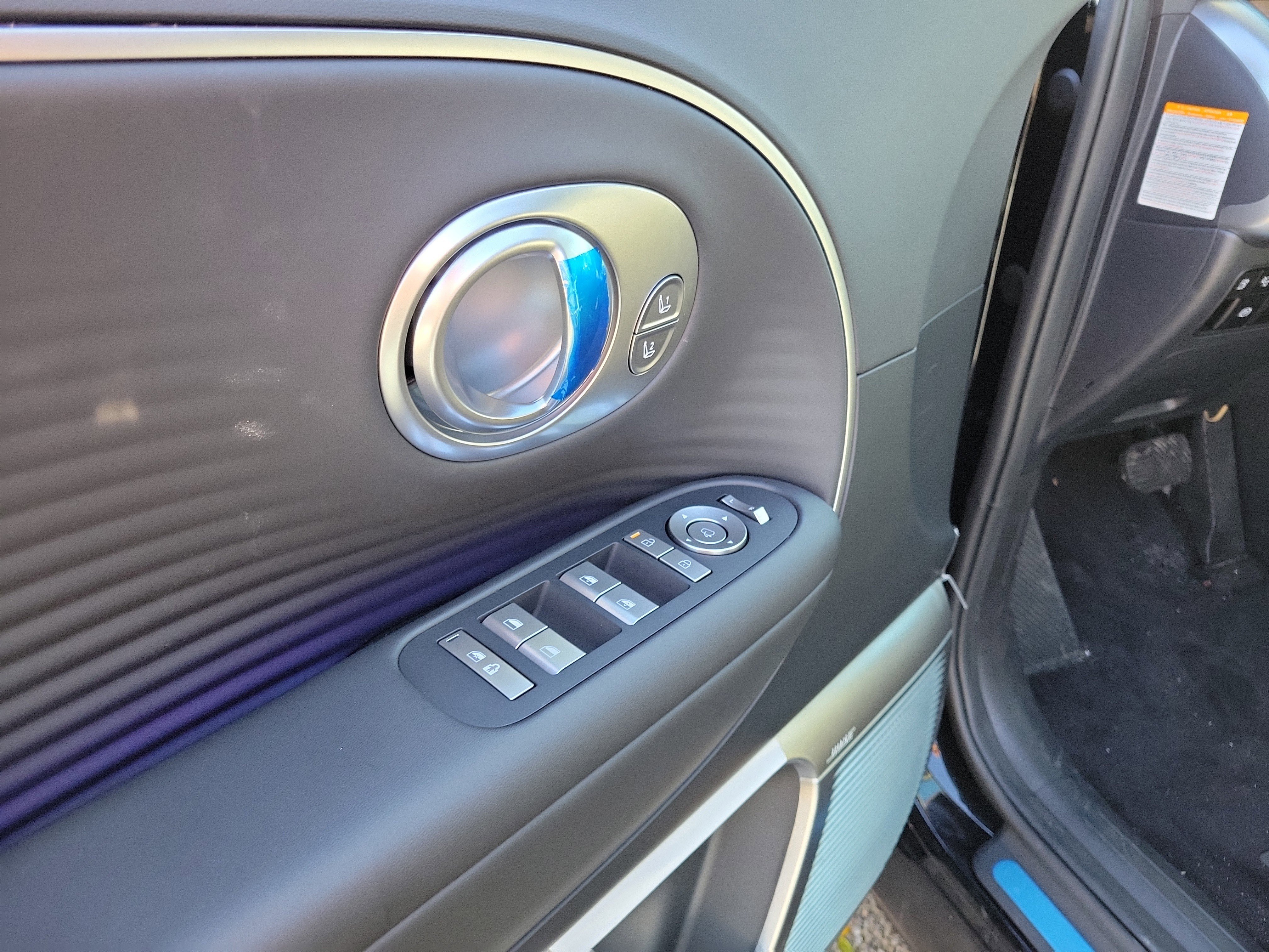 New 2026 Hyundai Ioniq 9 Limited image 18