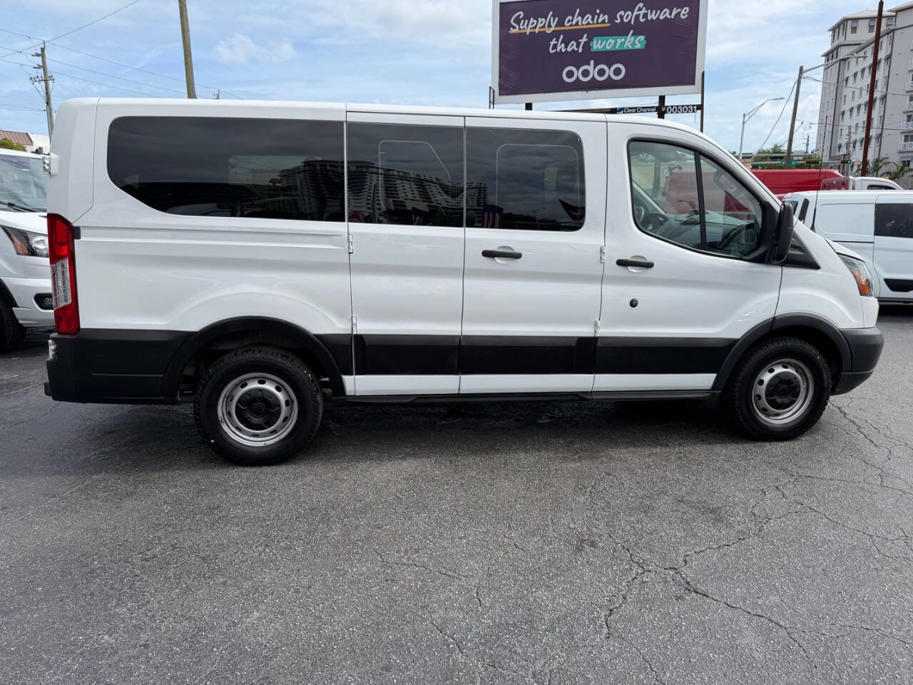 Used 2017 Ford Transit 150 XL RWD image 6