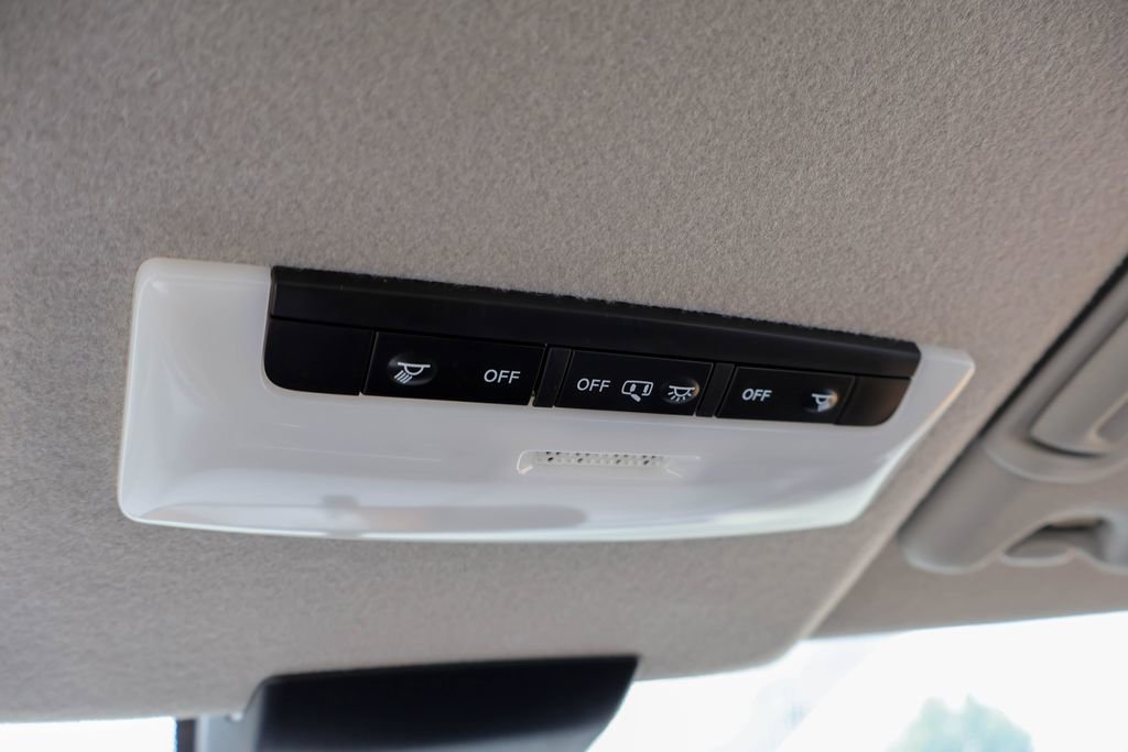 Certified 2025 Nissan Kicks Play S FWD image 16