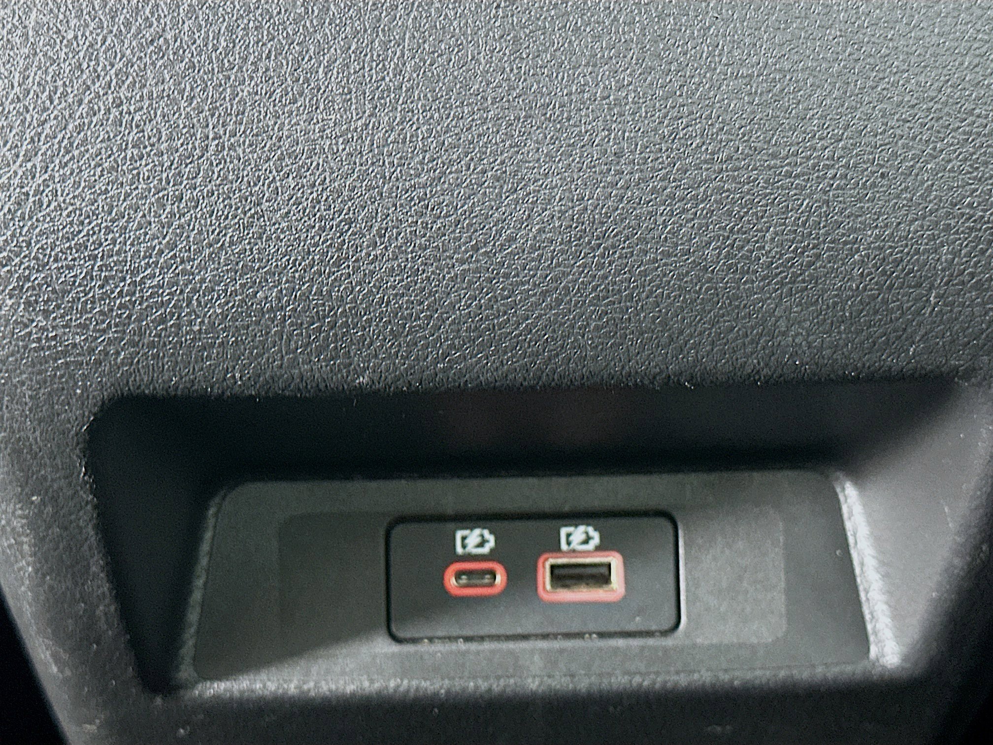 Used 2024 Nissan Altima 2.5 SV image 32