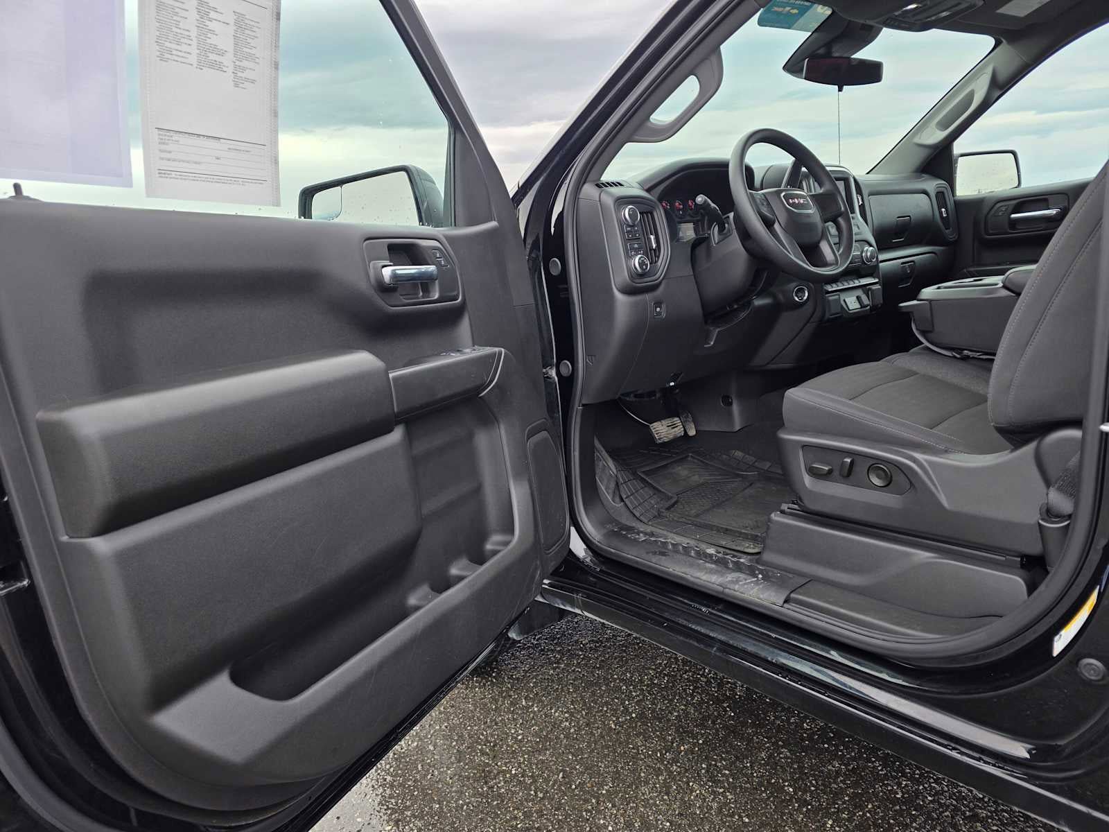 Certified 2025 GMC Sierra 1500 Pro w/ Pro Value Package AWD/4WD image 14