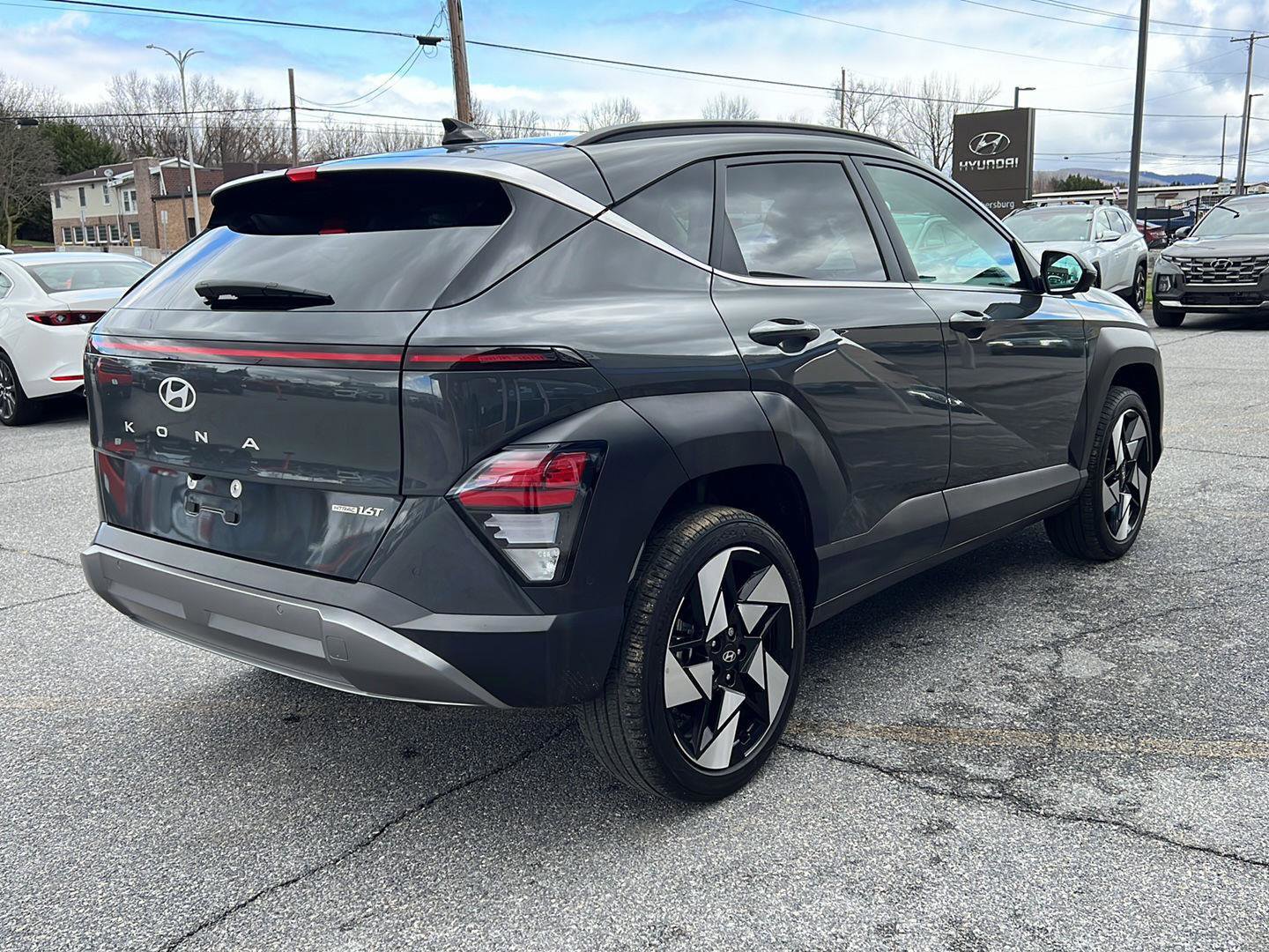 Used 2025 Hyundai Kona Limited image 5